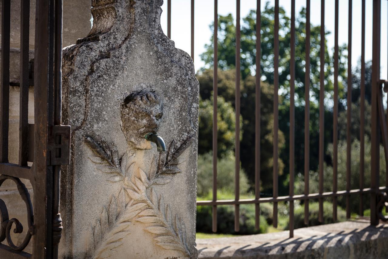 Chateau Des Cinq Cantons Carpentras Exterior foto